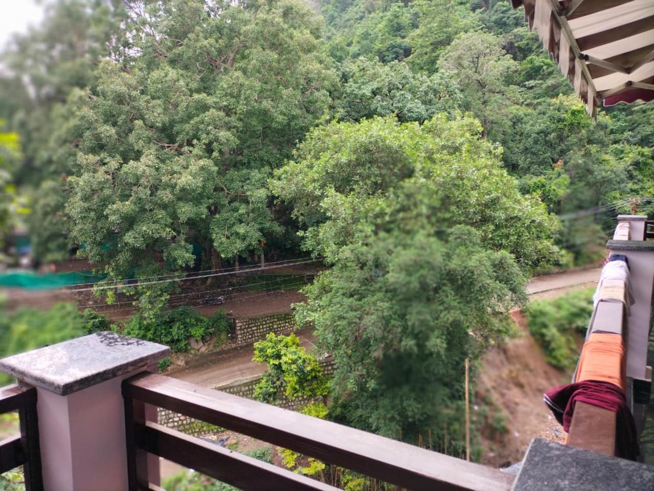 فيلا Panchakarma Retreat - Earth Roots Ayurveda Rishīkesh المظهر الخارجي الصورة